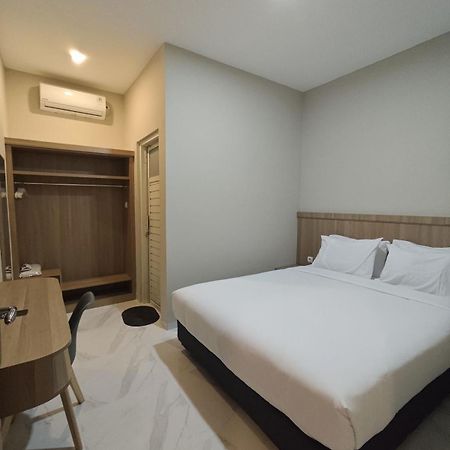El Nipa Hotel Labuan Bajo Eksteriør bilde
