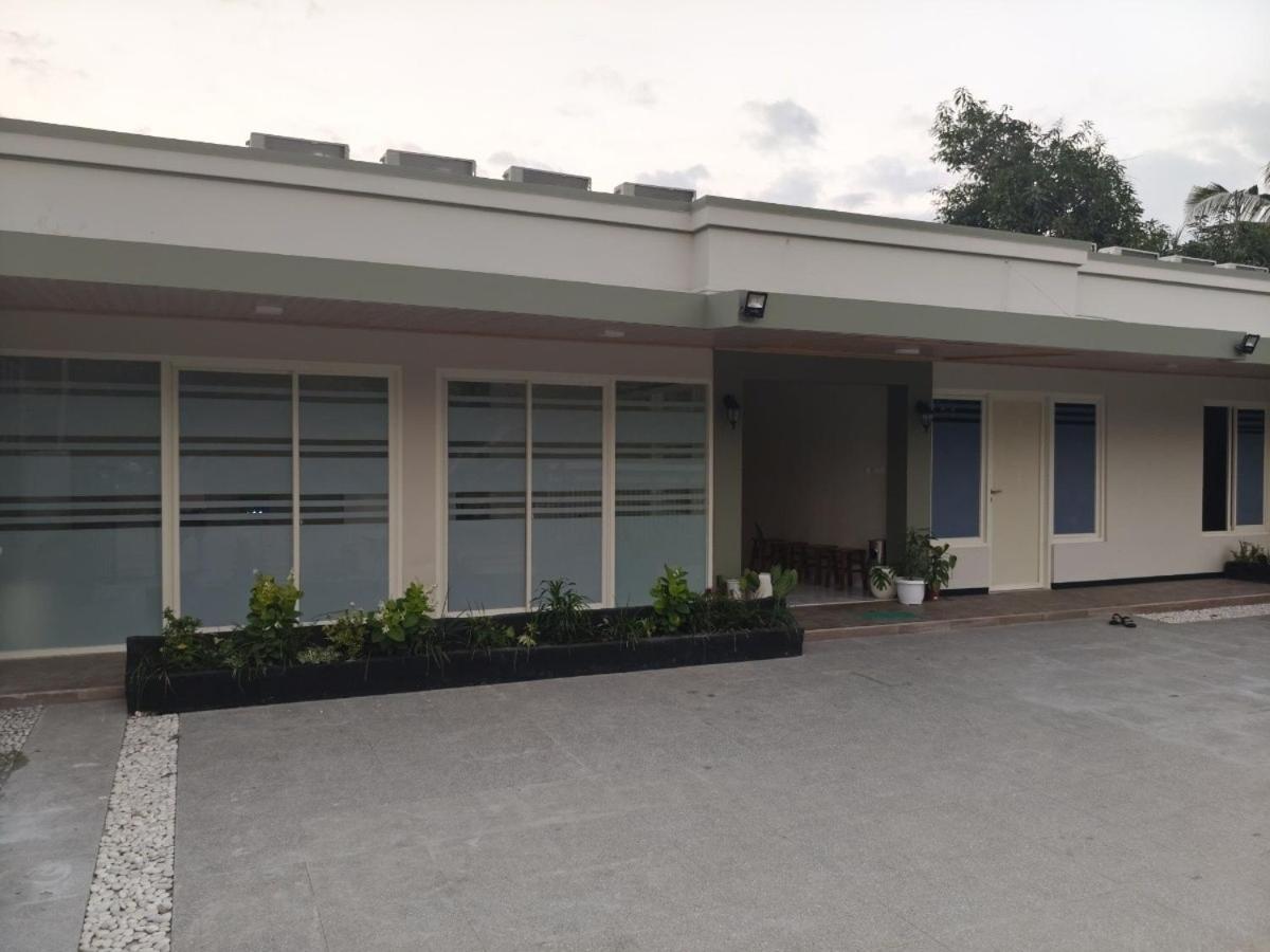 El Nipa Hotel Labuan Bajo Eksteriør bilde