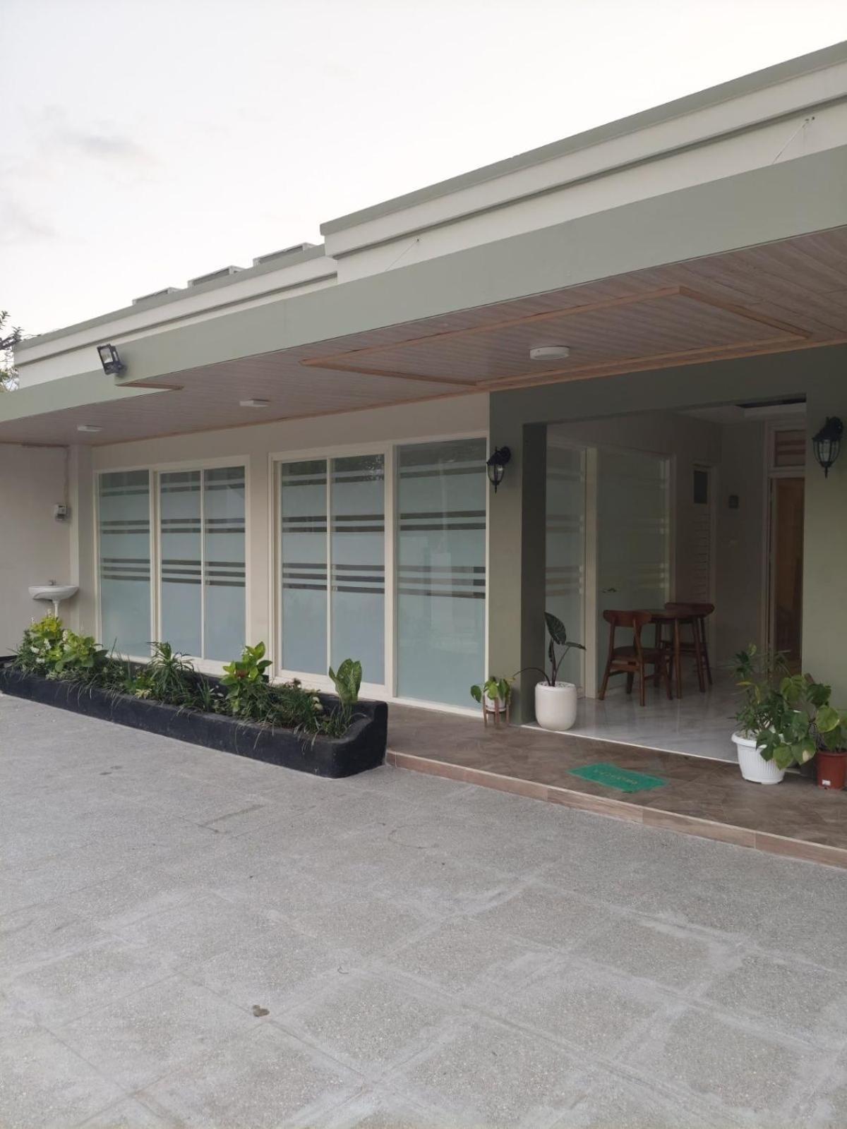 El Nipa Hotel Labuan Bajo Eksteriør bilde